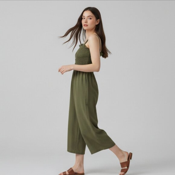 Shirred Cami Capri Jumpsuit Green - Picture 3 of 4